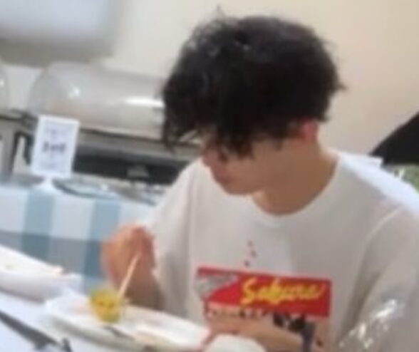 向井康二さんと藤原さくらさんの匂わせ
