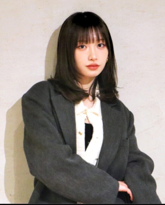 吉田凜音の画像
