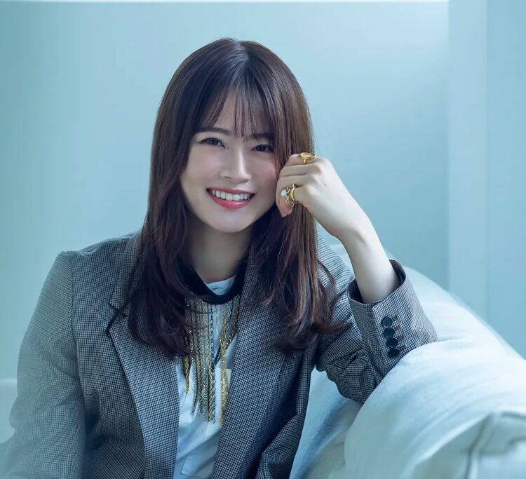 山崎怜奈さんの画像