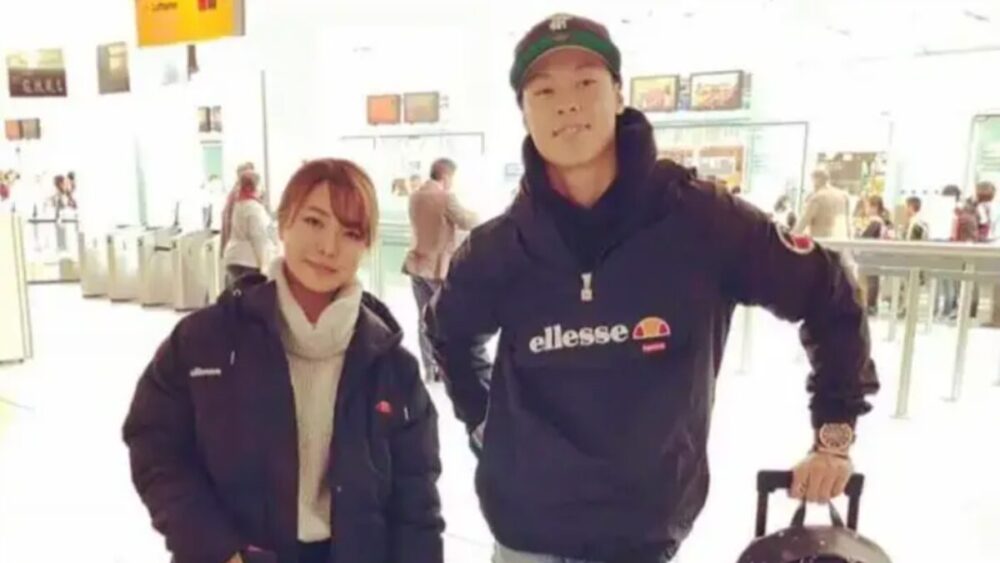 高梨沙羅　小林陵侑　お揃いのエレッセアウター