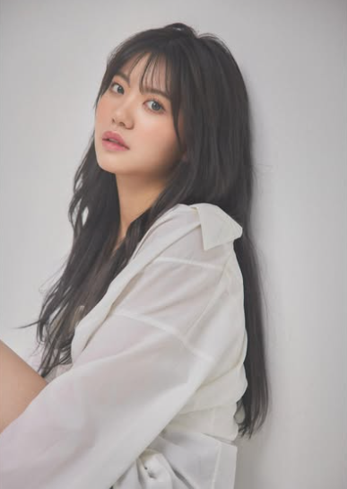 シュントの元カノはダンサーのKANU？