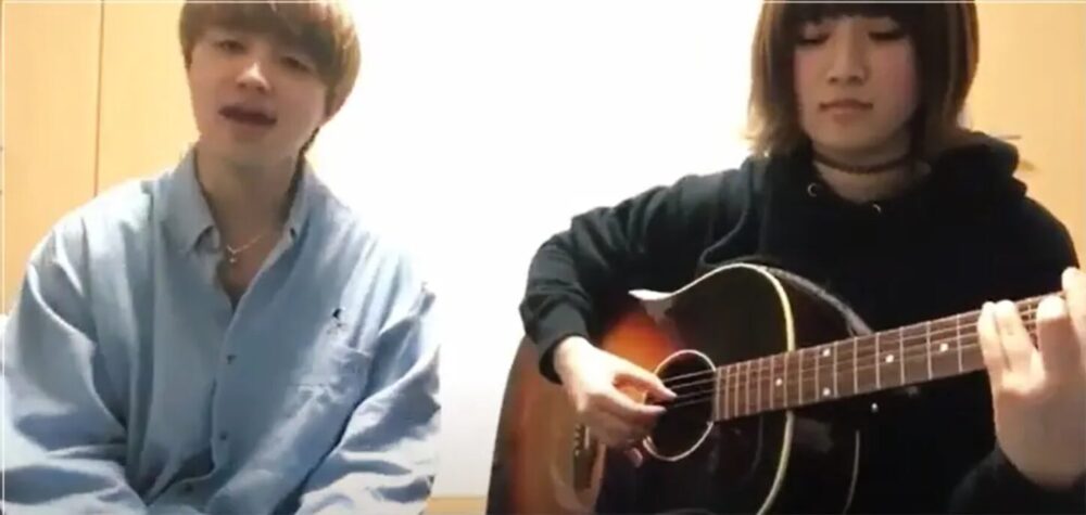 ジュノンさんと妹さんの弾き語り動画