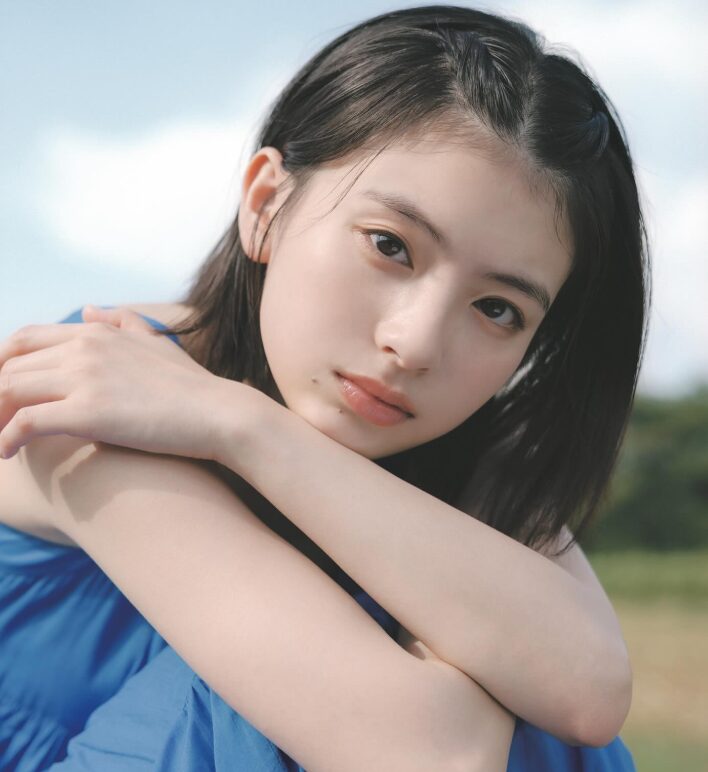 出口夏希さんの画像