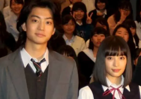 伊藤健太郎と広瀬すずの画像
