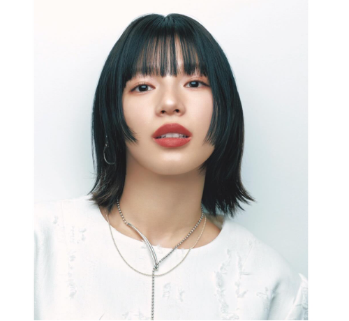 石井杏奈の画像