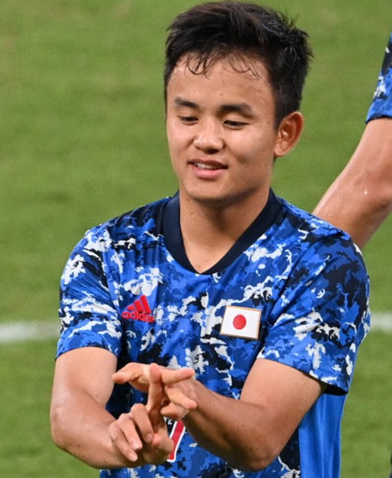 久保建英さんのKポーズ画像