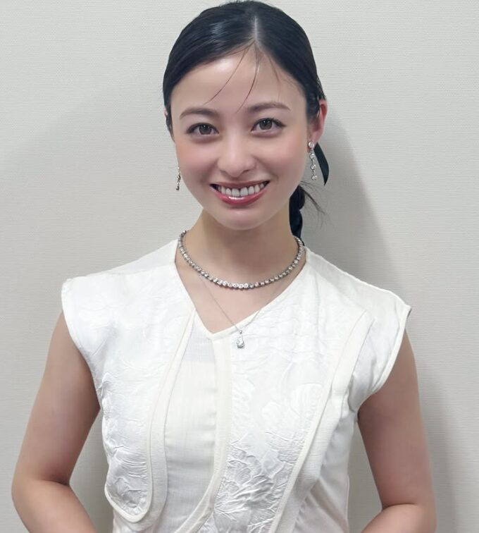 橋本環奈さんの画像