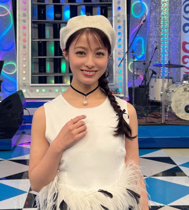 橋本環奈さんの画像