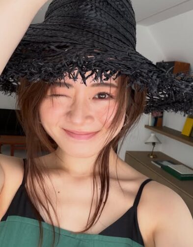 山崎怜奈の画像