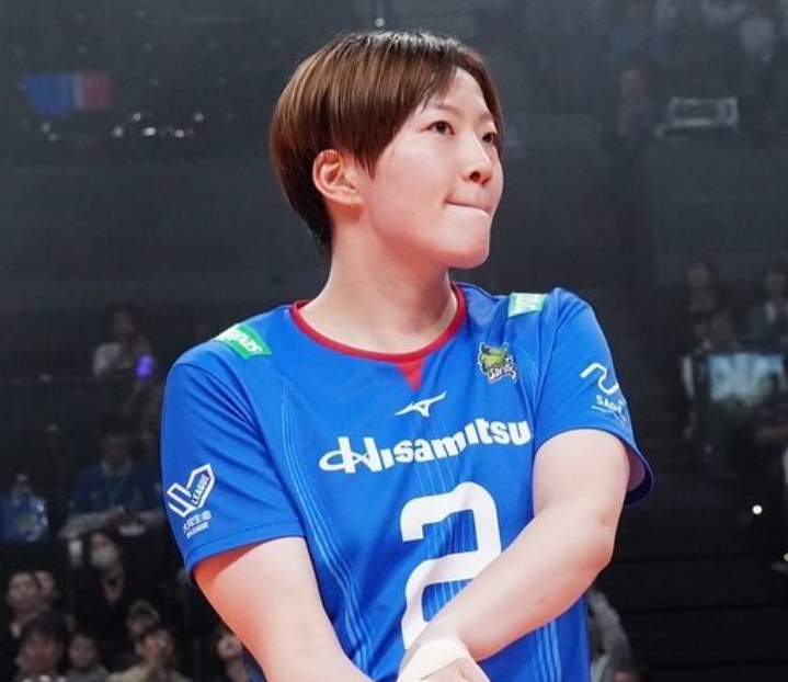 荒木彩花選手の画像